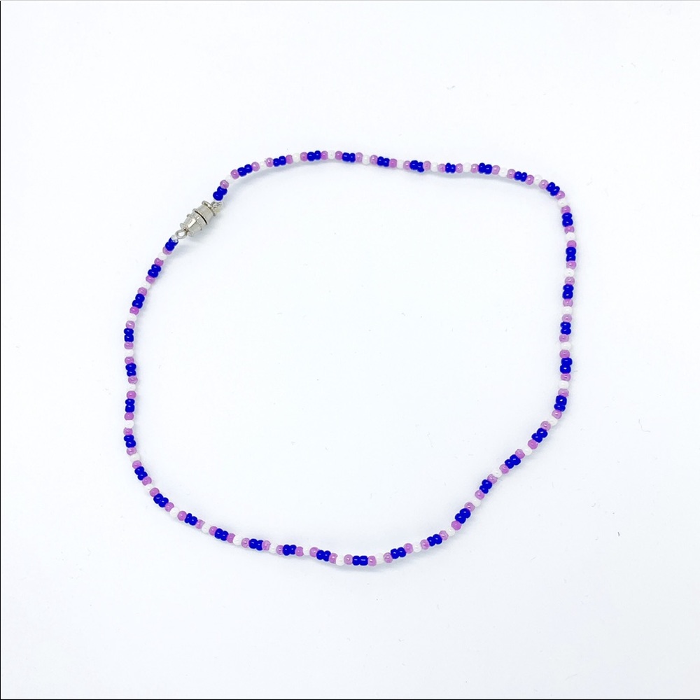 HANDMADE SEED BEAD CHOKER